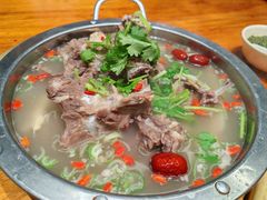 -一群羊手扒肉·火锅·早茶(远东公寓店)