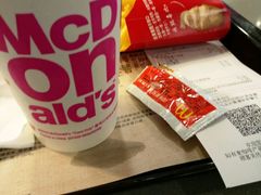 -麦当劳(伟城广场店)