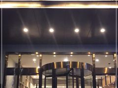 -西安大雁塔科技大学地铁站亚朵酒店