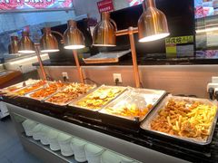 -来龍儿鲜切牛肉自助老火锅