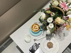 -Fridi Patisserie Cafe