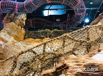 国庆打卡上海首家探洞工场