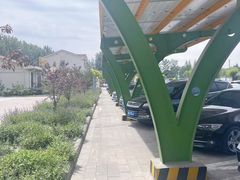 -窦店服务区-停车场