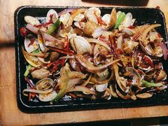 -吞鱼兽麻辣烤鱼(万达店)