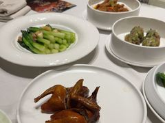 红烧中山乳鸽-富淳饭店(世纪公园店)