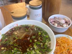 -小灶派· 地道兰州牛肉面(宏发大厦店)