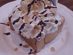 冰淇淋蜂蜜面包-VESH COFFEE(定西路店)