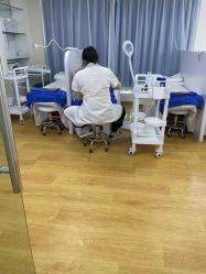 -蕾特恩专业祛痘