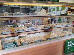面包甜点陈列柜-袁记云饺(瞿溪路店)