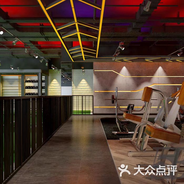 伍邦尼游泳健身会所