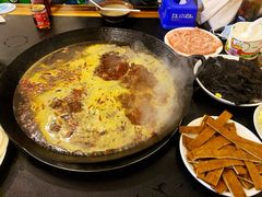 -苟味道老火锅(黄桷坪店)