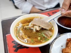 咖喱牛肉牛肚汤-逸桂禾面馆
