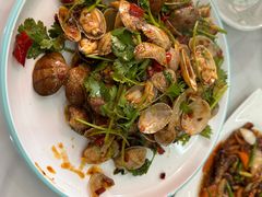 -一口猪海鲜浑锅·东北家常菜