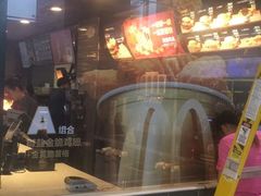-麦当劳(普陀长途客运中心店)