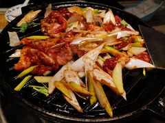 -燚店·铁板鱼蛙·烤肉·烤串(北新桥店)