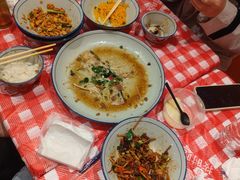 -荆九爷爆炒桥头三嫩(云南北路店)