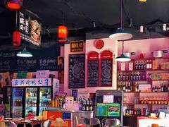 大堂-蚝堡海鲜·威海菜·海肠捞饭·烧烤·亚洲吃蚝公司(幸福门店)