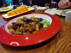 -赶海部落海鲜城(海阳路店)