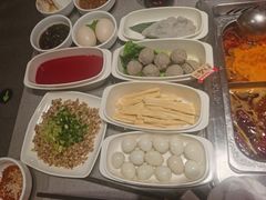 -海底捞火锅(曹安公路店)