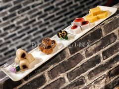 老北京小吃拼盘-皇家冰窖小院(什刹海店)