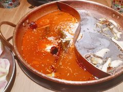 -洱火云南酸菜牛肉火锅(石景山当代商城店)