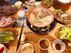 -阿婆情腊排骨火锅(金虹路店)