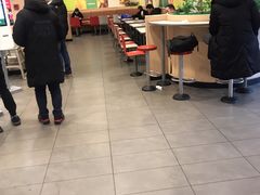 大堂-麦当劳(杭州萧山文源店)