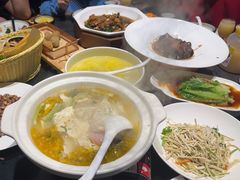 -鲁菜根·泰安菜(万达店)