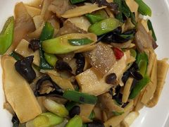 -天乐农家鱼头王(天目湖店)