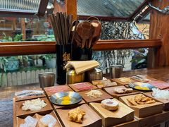 -银米·云南传统过桥米线(双廊黑金冠店)