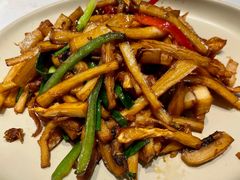 -鹿港小镇(金虹桥国际中心店)