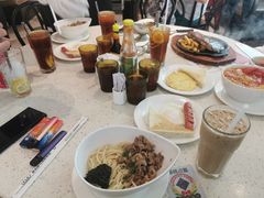 -香港新发烧腊茶餐厅(书城店)