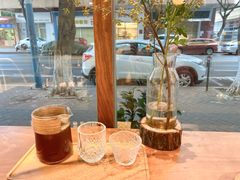 -C.Y Cafe