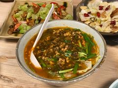 招牌小锅米线-缘生态云南菜·野生菌庭院餐厅(华侨城店)
