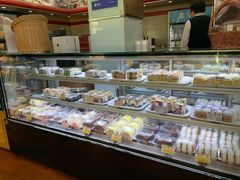 面包甜点陈列柜-新侨三宝乐面包店(崇文门店)
