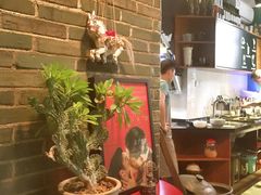 里面-在湖边私厨小馆