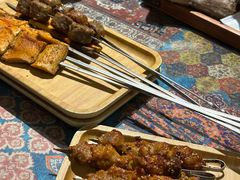 -乡村馕坑肉·烧烤·新疆菜·本地人更爱吃(阿勒泰首店)