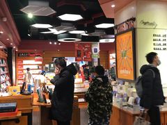 -西西弗书店&矢量咖啡(壹方购物中心店)