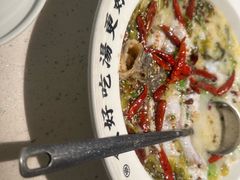 -江渔儿酸菜鱼·拔草餐厅(虎门君乐汇店)