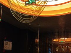 -尚善若水·汤泉·SPA·沐足(东方渔人码头店)