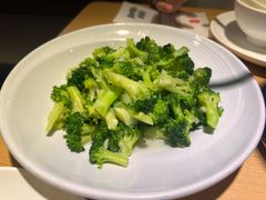 -关东小磨东北菜(上海长风大悦城店)