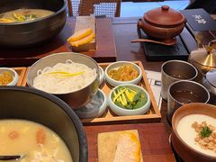 -银米·云南传统过桥米线(双廊黑金冠店)