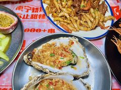 -威记烧嘢·南宁烧烤·超级生牛(绿地店)