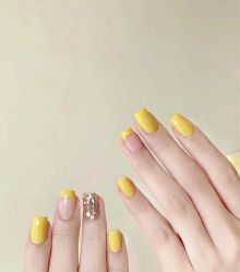 -赢韵美甲美睫瑞士净斑中心