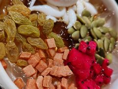 -麻六记(凤凰汇店)