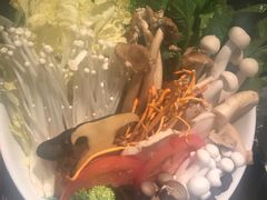 蔬菜小拼-享月汤皇·海鲜小火锅·聚会(曲江创意谷店)