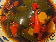 -挂旗柴锅鸡(蚌山区嘉年华店)