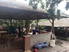-满記土窑烧鷄波浪山莊