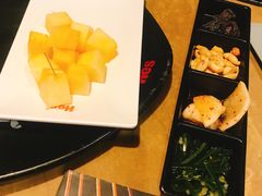 -何师烧烤·香辣蟹·川菜·30年老品牌(太古里旗舰店)