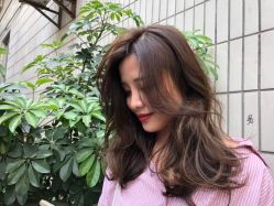 -诗悦发型烫染SALON